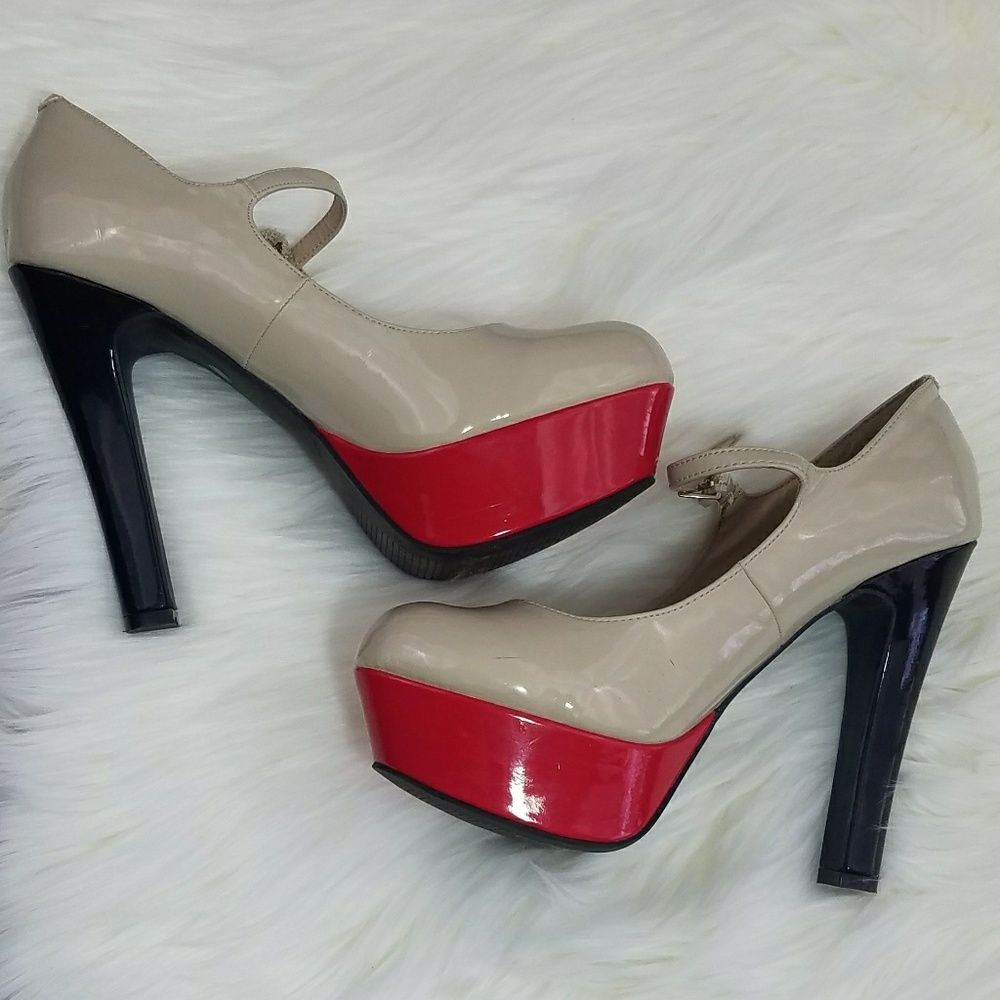 Guess platform shoes in tan, red, black color 0014 - Picture 4 of 9